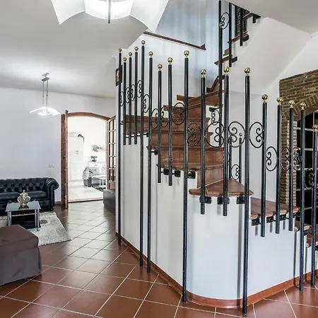Holiday home Stunning In Siracusa With Kitchenette Syracuse